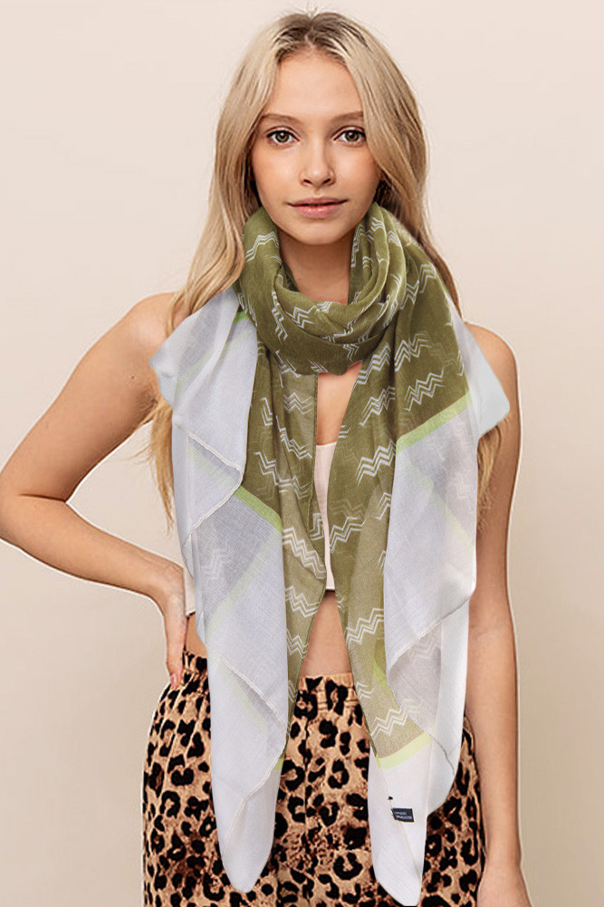 Women's Zig Zag Pattern Oblong Scarf in Olive