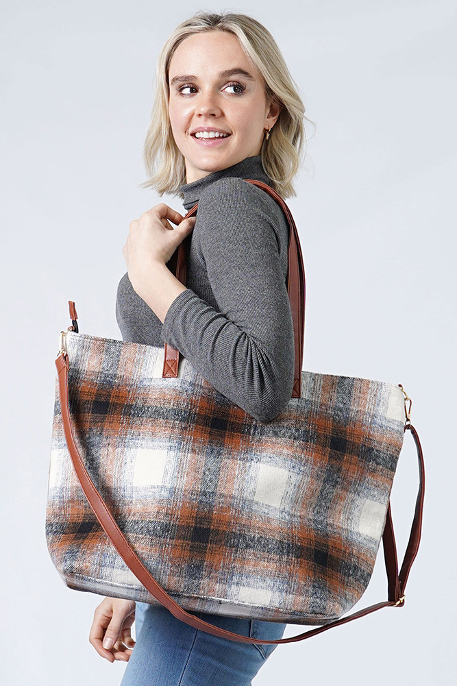 Women's Plaid Weekend Tote Bag with Pouch by BURACQ