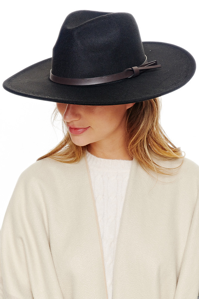 Women's Felt Wide Brim Fedora Hat in Black