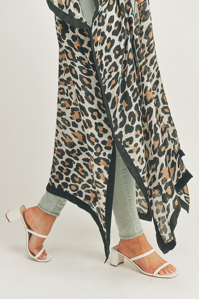 Women's Leopard Pattern Long Kimono in Beige