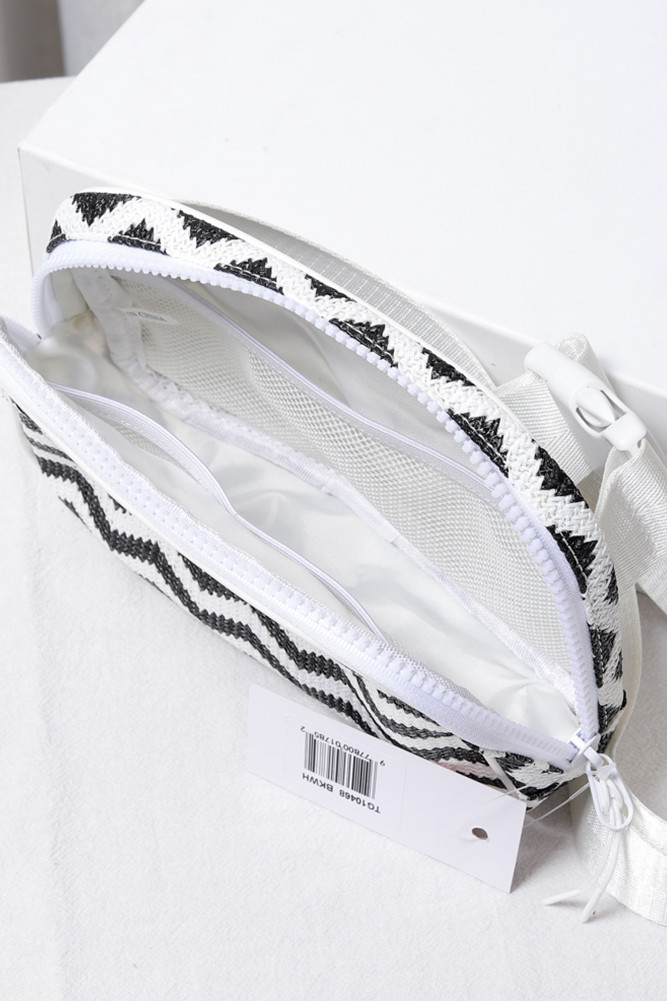 Women's Chevron Pattern Straw Sling Bag — sling bag photo 2
