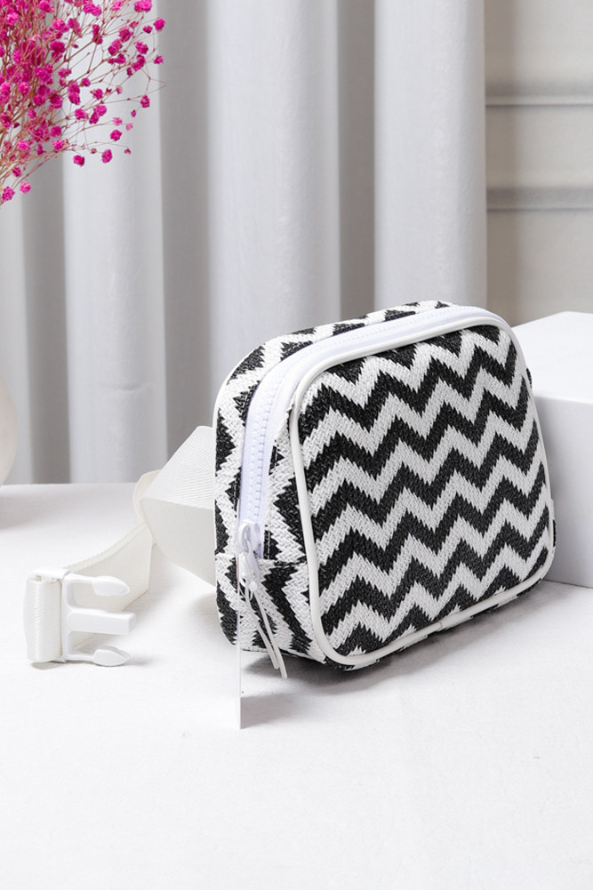 Women's Chevron Pattern Straw Sling Bag — sling bag photo 8