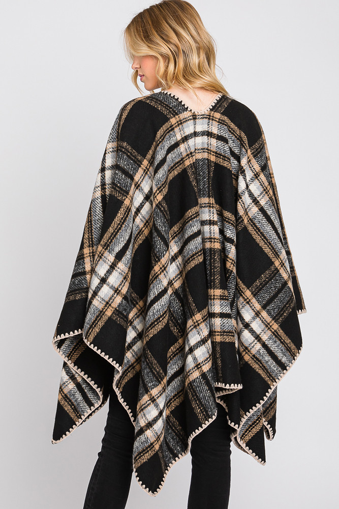 Women's Plaid Pattern Ruana in Black