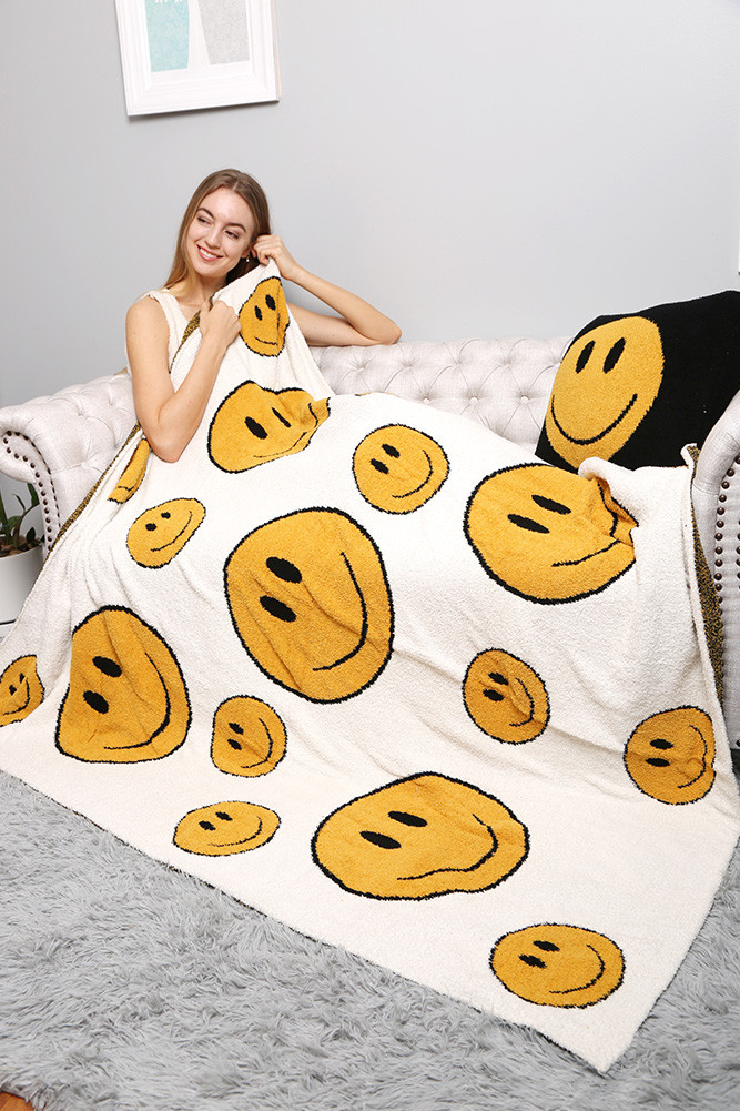 Happy Face Throw Blanket for Couch and Bed in White