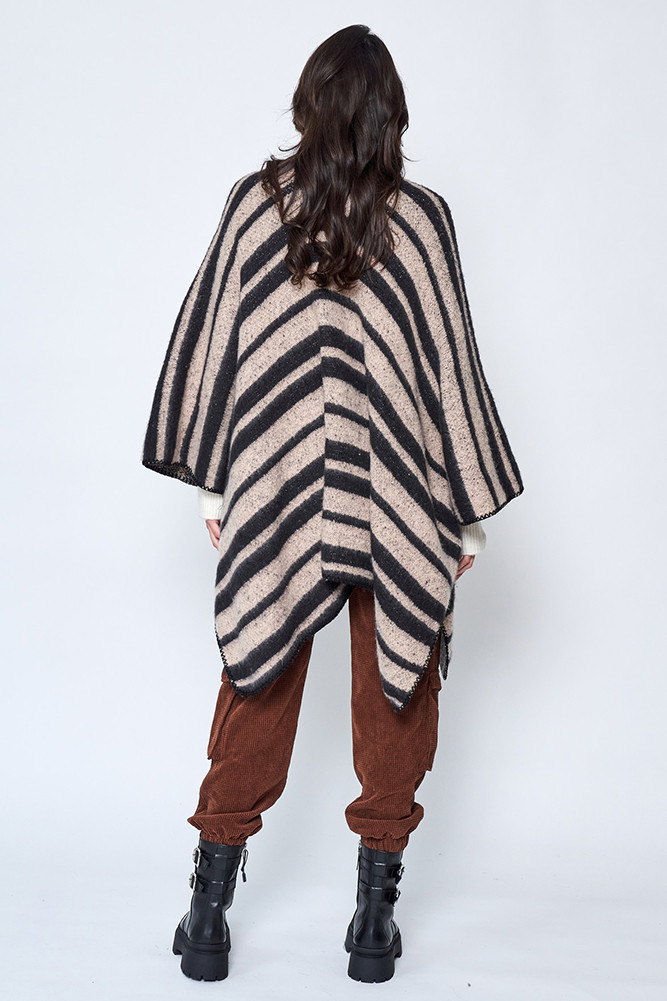 Women's Cozy Stripe Two-Tone Knit Kimono in Beige