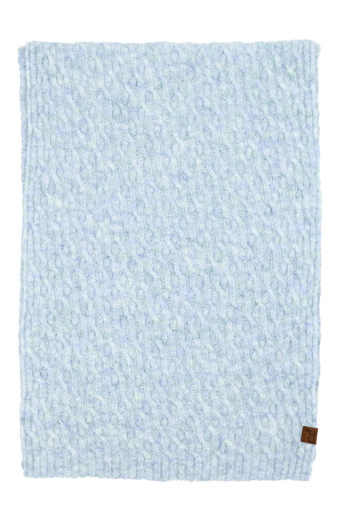 Women's Chain Link Cable Winter Scarf in Blue