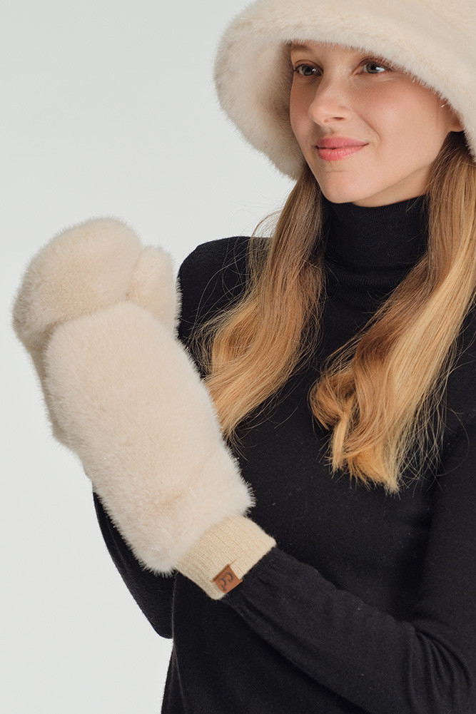 Women's Glitter Short Fur Convertible Mitten Gloves by BURACQ