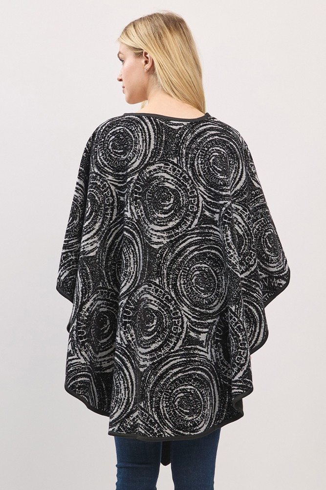 Women's Typography Circular Patterns Pull Through Kimono in Black