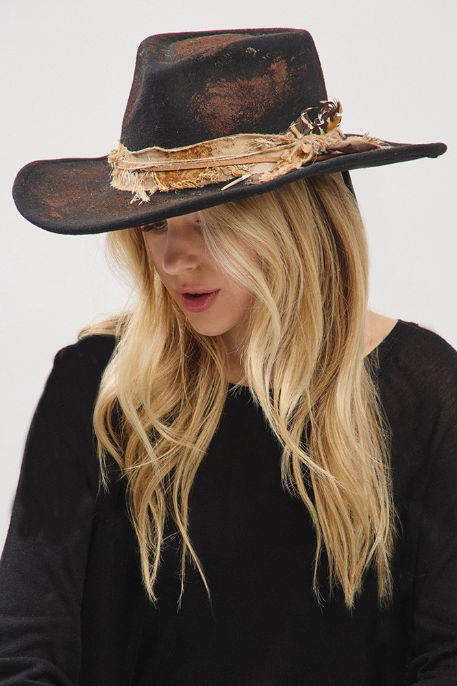 Women's Rustic Cowgirl with Feather Fedora Hat in Black