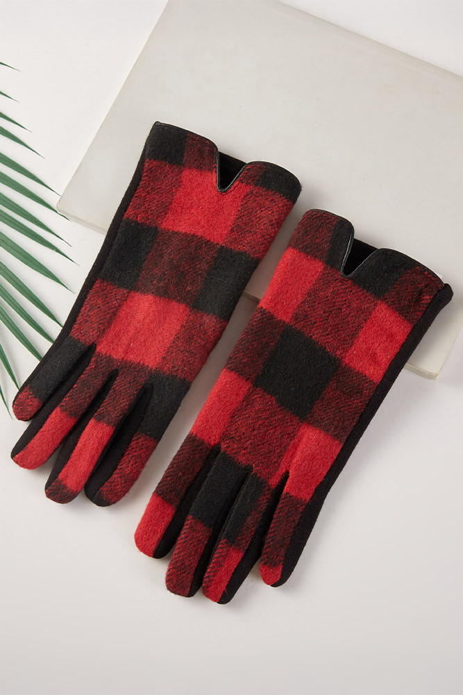 Women's Buffalo Check Pattern Cozy Winter Gloves in Red Black