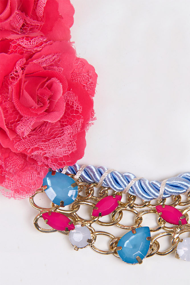 Women's Flower Statement Necklace – Style JTN0025 — necklace photo 3