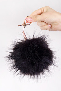 C.C FUR BALL KEY CHAIN-KB-100