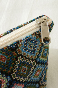 MULTICOLOR SCALES PATTERN POUCH-CB2824