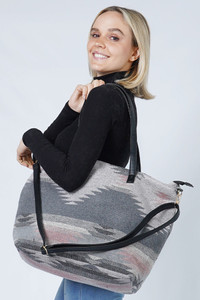 WESTERN WEEKEND TOTE BAG WITH POUCH-EBB10326
