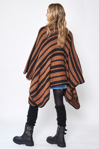 Cozy Stripe Two Tone Knit Kimono-ZCK320007