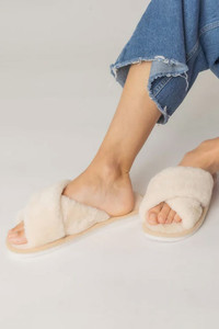 Solid Cross Faux Fur Slippers-WSL220156 (6pcs)