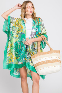 Striped Pattern Dotted Line Detail Straw Bag