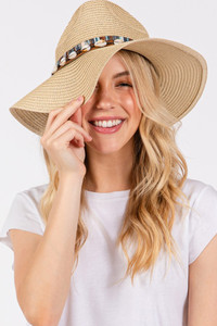 Shell and Multi Color Band Trim Summer Sun Hat