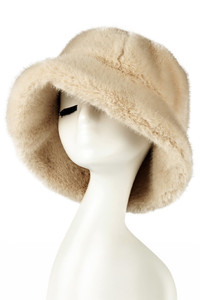 CC BEANIE GLITTER Short Fur Solid Winter Bucket Hat