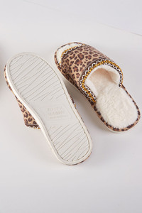 Leopard Fleece Lined Cozy Indoor Winter Slippers
