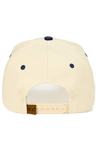 CC BERANIE Daisy Flower Embroidered Pattern USA Flag Trucker Hat Baseball Cap
