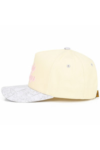 CC BEANIE HOWDY HOLIDAYS Letter Embroidered  Christmas Theme Trucker Hat Baseball Cap
