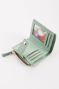 Compact Diamond-Stitched Pattern ID Window Wallet