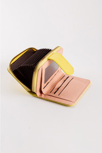 Diamond-Stitched Pattern Multi Slot  ID Window Wallet Card Holder