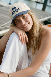 CC BEANIE OH SHIP Letter Embroidered with Icons Two Tone Baseball Cap Trucker Hat