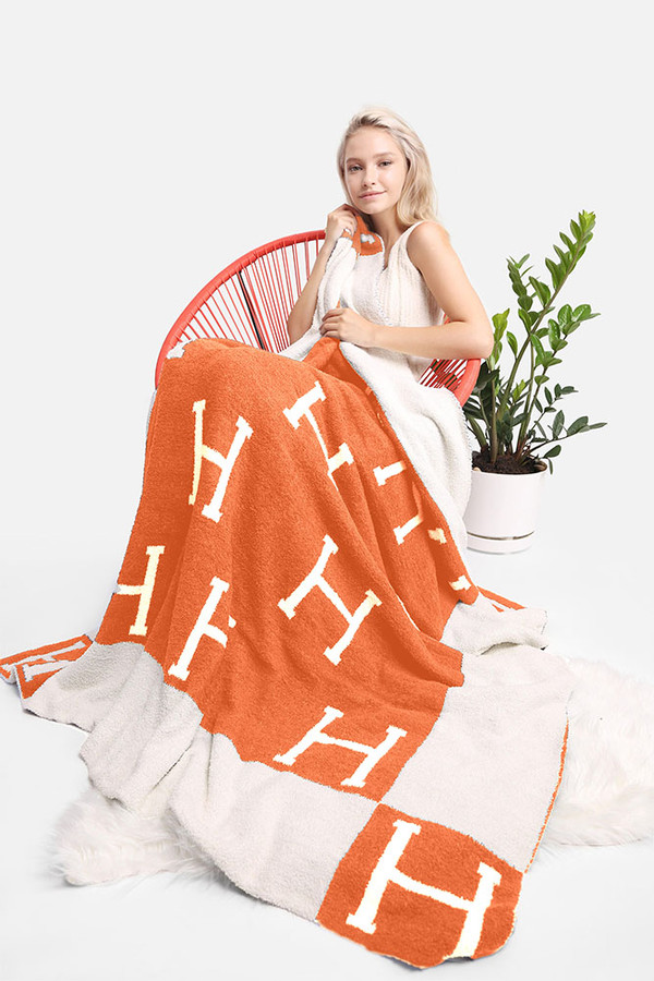 Luxury Soft H Print Throw Blanket-JCL1044