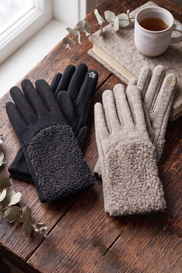 Sherpa Accent Touchscreen Gloves