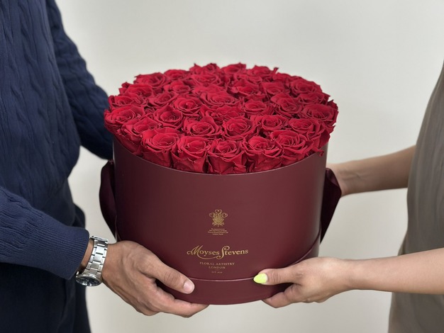 Table Arrangements By Moyses Stevens