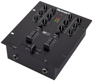 Numark M101