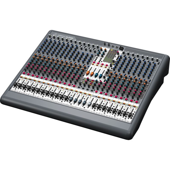 Behringer Xenyx XL2400 1