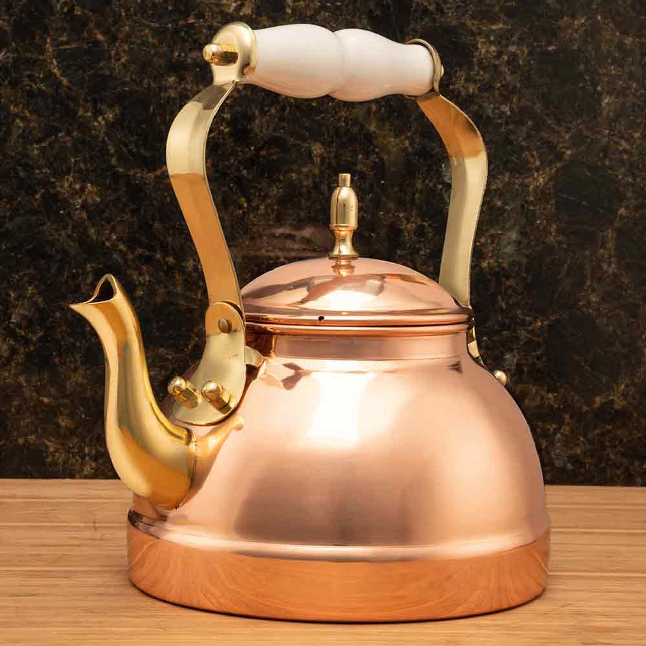 Retro Tea Kettle, Vintage & Old Fashioned Tea Pots