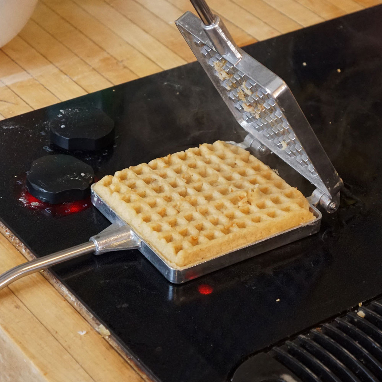 Stovetop Cast Iron Waffle Maker