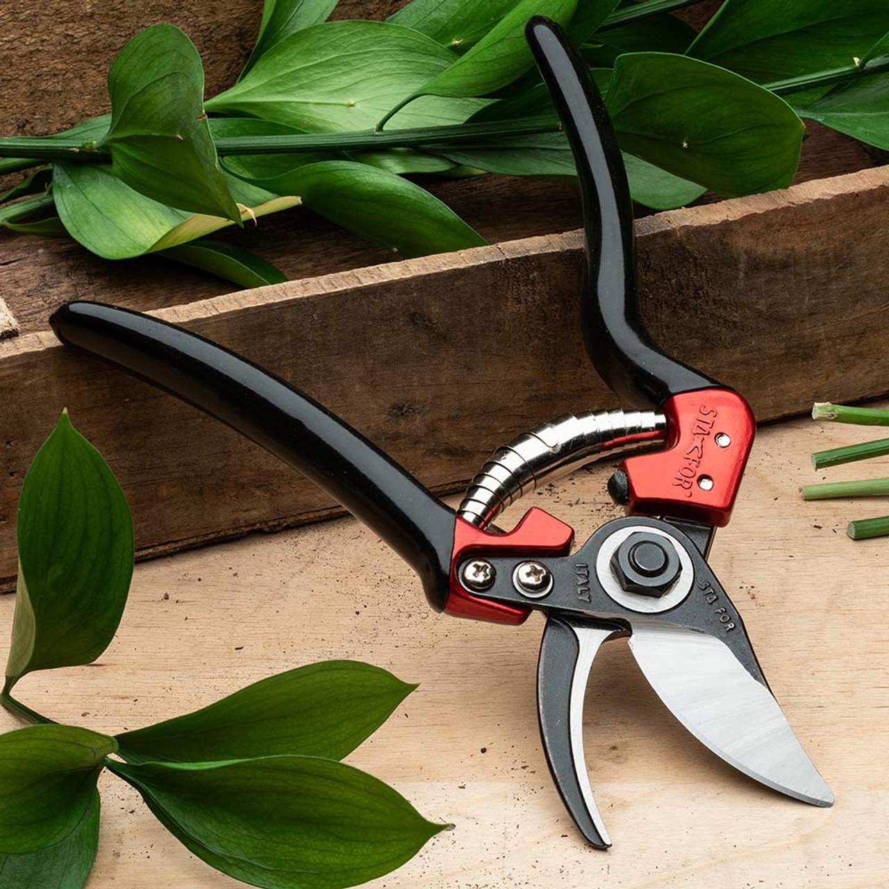 Ergonomic Italian Hand Pruners