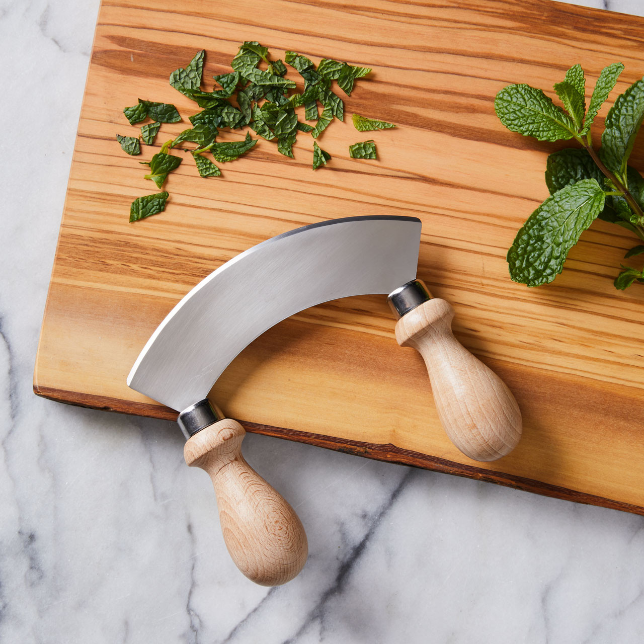 Mezzaluna Chopping Knife