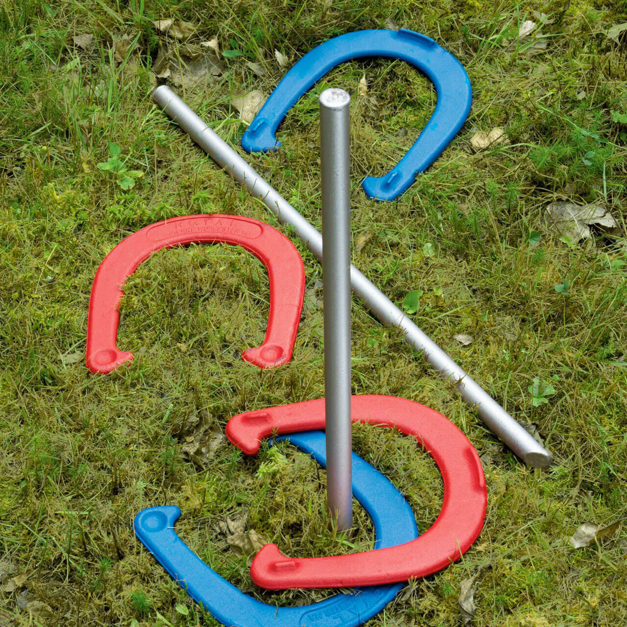 Marine Tech Tools Horseshoe Game Set, Metal Horseshoe Set, Horseshoes  Outside Game Metal Set, Steel Horseshoes and Stakes, Perfect Backyard  Games