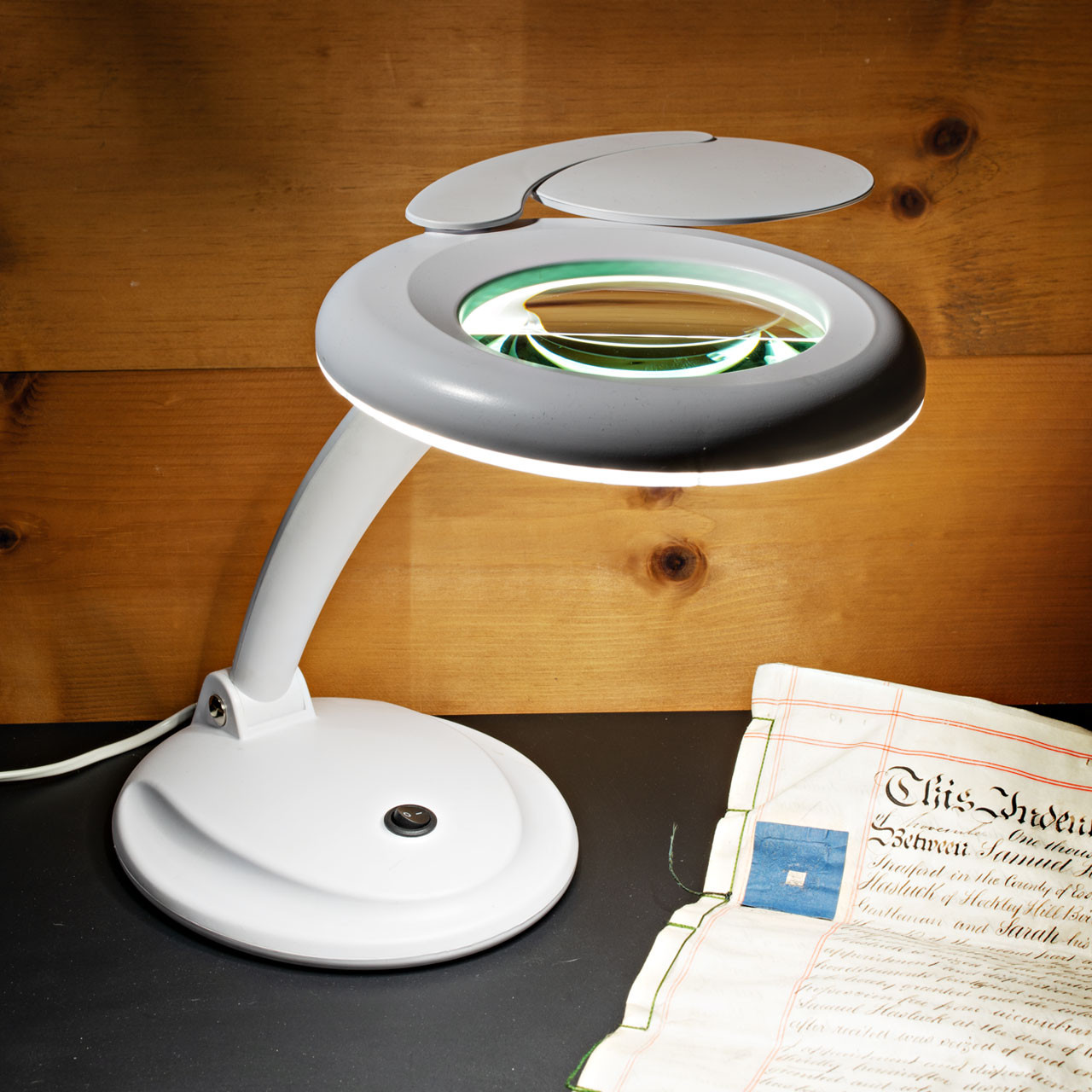 45 SMD LED Magnifying Lamp