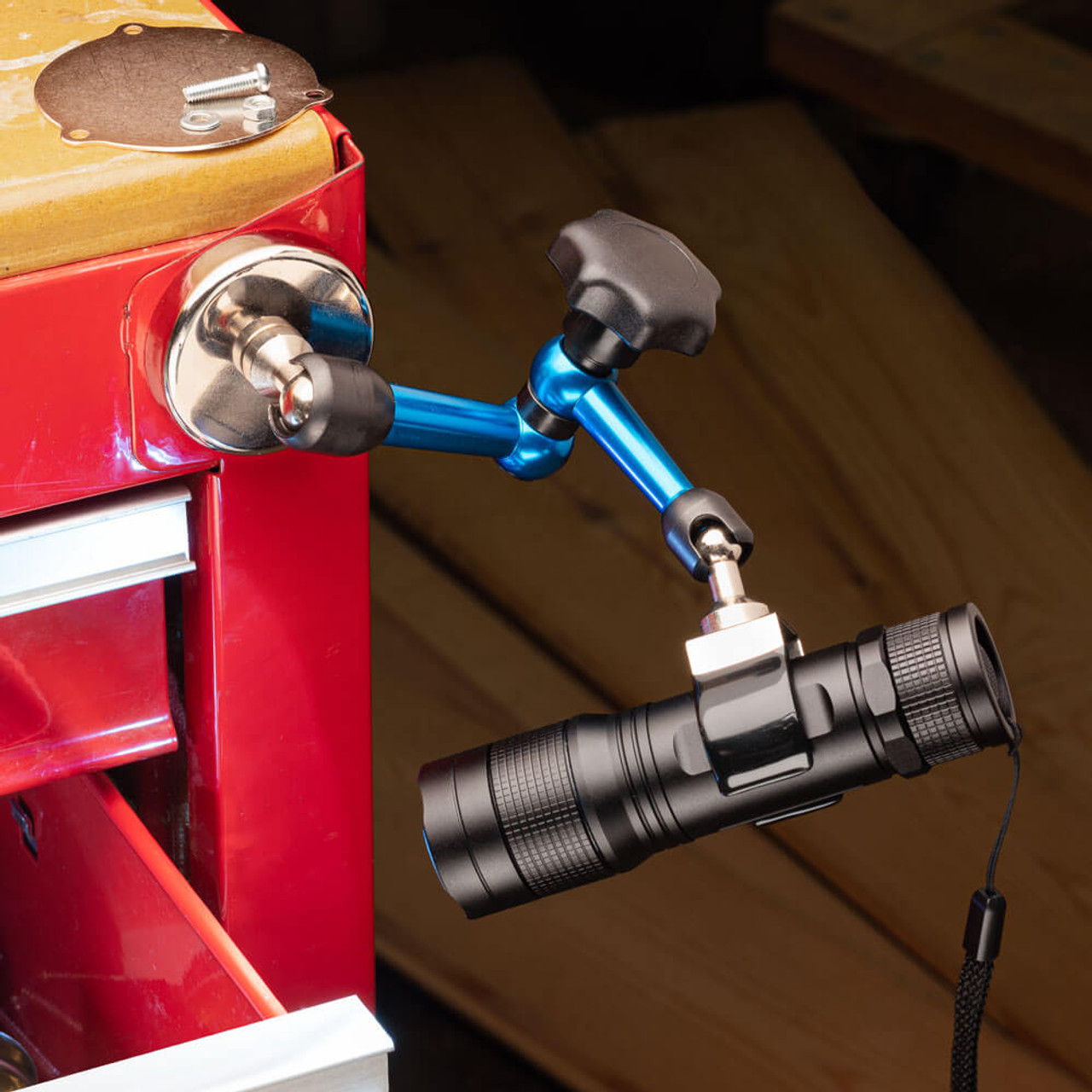 Articulating Flashlight Holder & Base with Flashlight