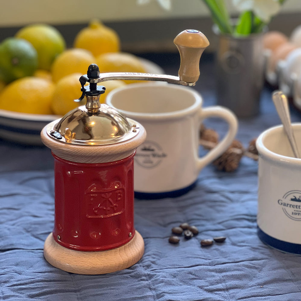 Italian Hand Crank Burr-Style Coffee Grinder