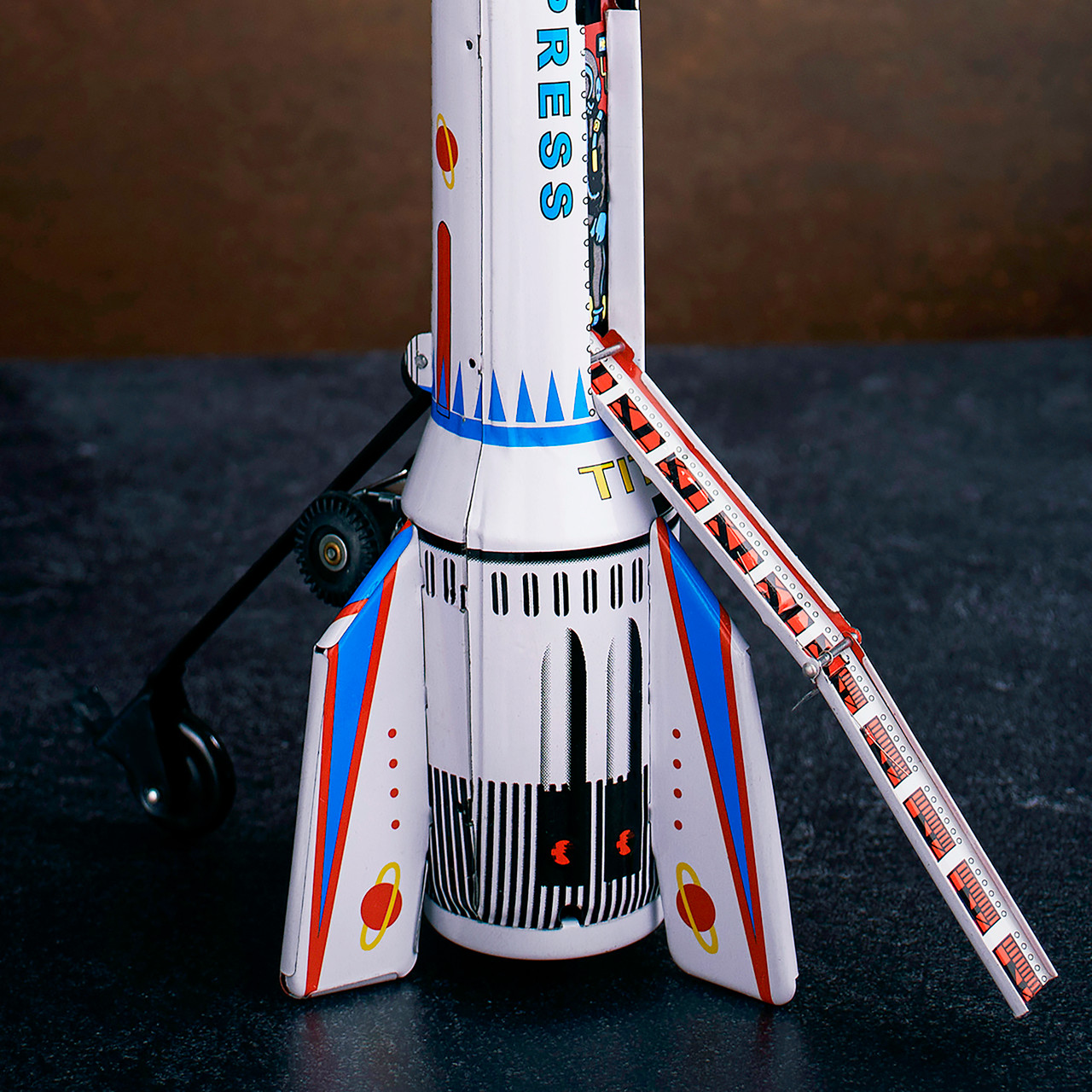 Retro Tin Rocket White Garrett Wade