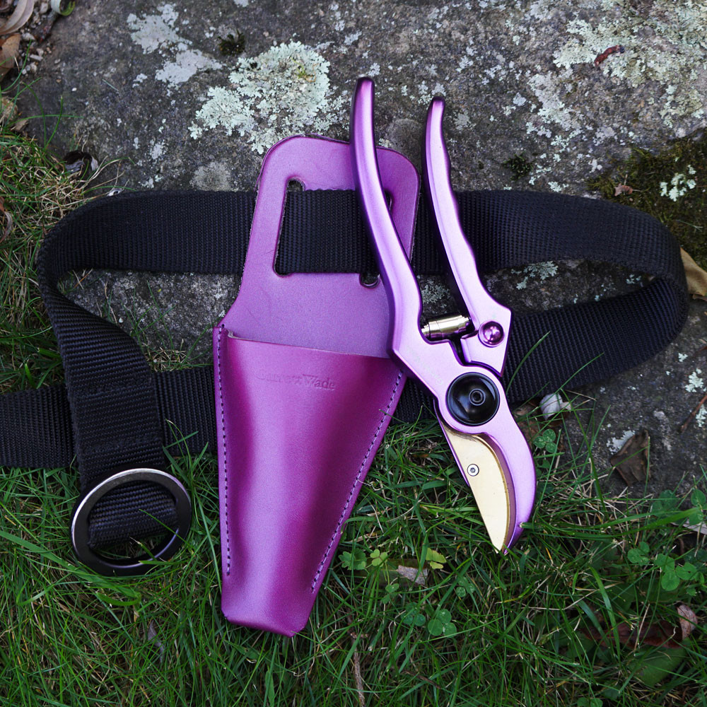 UltraSharp Purple Pruner & Sheath Set