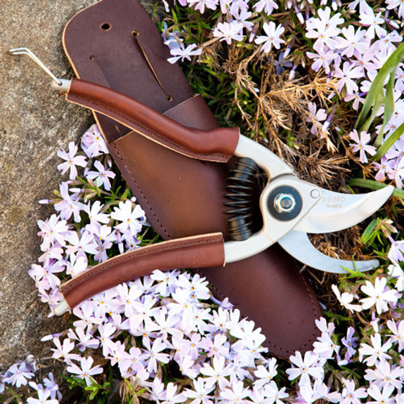 French-Made Bypass Pruner & Holster Set