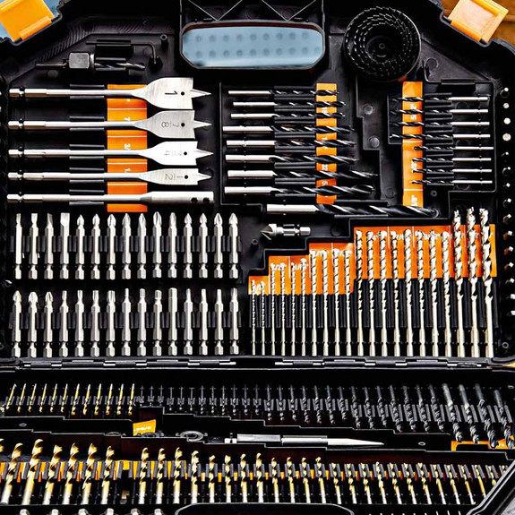 246 Piece Set Drill Bits & Drivers