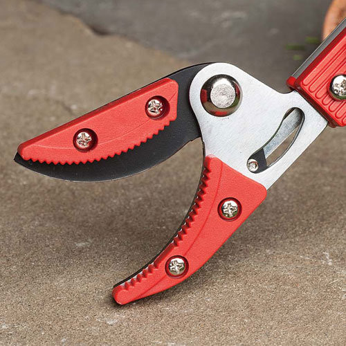 LongReach Hand Pruner Trim HardtoReach Branches Without Strain