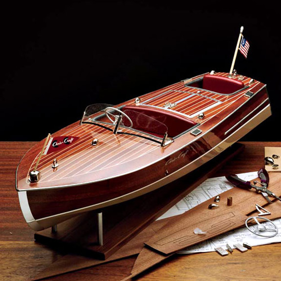 Chris Craft Runabout Model Kit