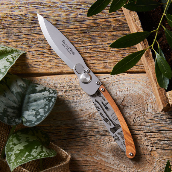 Engraved Garden Tool Folding Knife - open