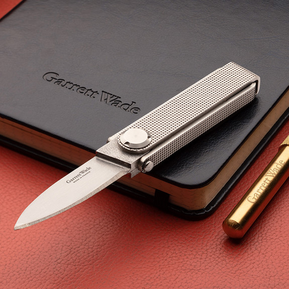 Garrett Wade’s Elegant, Secret, Bifold Knife